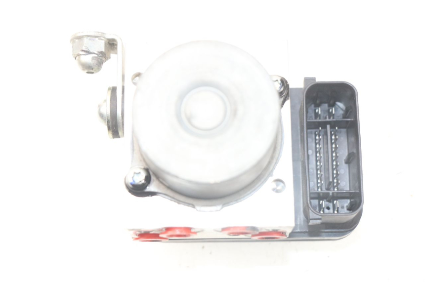 photo de POMPA ABS YAMAHA YP T-MAX TMAX 530 (2017 - 2020) - Zoom stanu zużycia