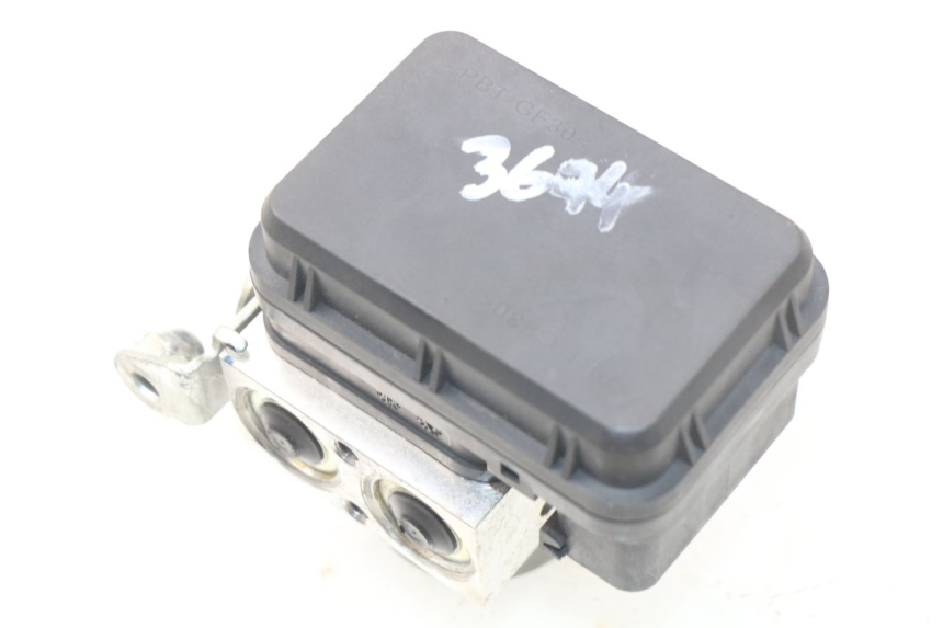 photo de POMPA ABS YAMAHA YP T-MAX TMAX 530 (2017 - 2020) - Punkty mocowania