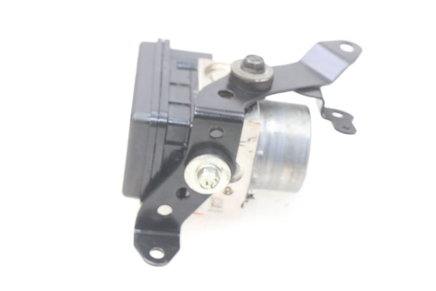 photo de POMPA ABS KAWASAKI Z 650 (2016 - 2019) - Stan powierzchni