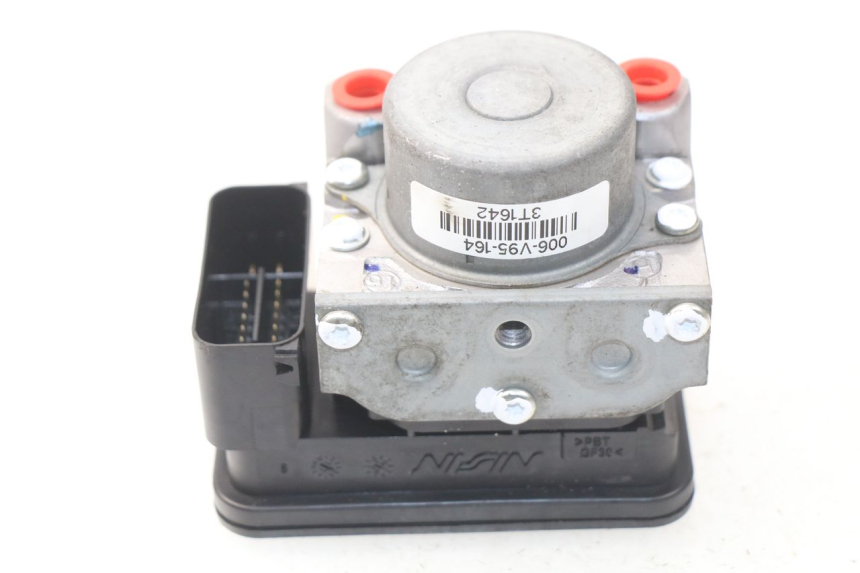 photo de POMPA ABS KAWASAKI Z Z900 900 (2017 - 2019) - Widok główny