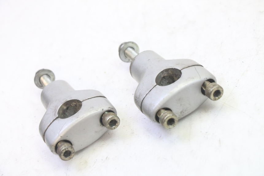 photo de Mocowanie kierownicy HYOSUNG GV AQUILA 125 (2000 - 2009) - Zoom stanu zużycia