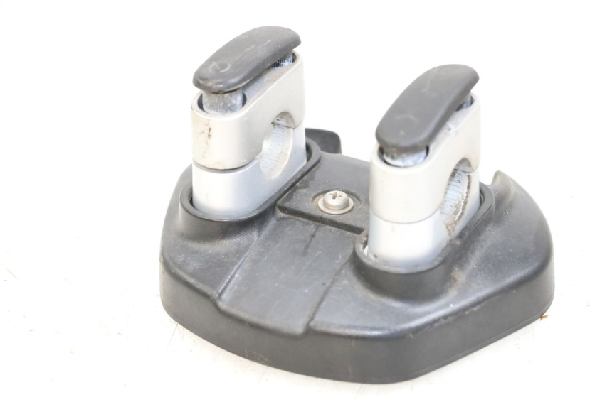 photo de Mocowanie kierownicy YAMAHA BW'S BWS 125 (2010 - 2013) - Zoom stanu zużycia