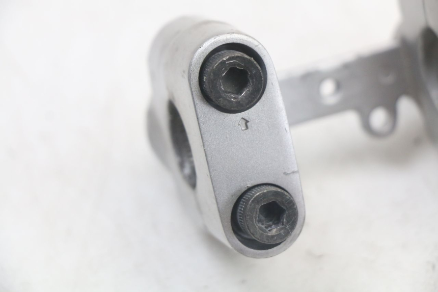 photo de Mocowanie kierownicy YAMAHA BW'S BWS 125 (2010 - 2013) - Zoom stanu zużycia