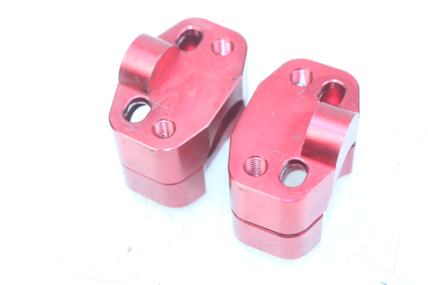 photo de Mocowanie kierownicy HONDA CR 125 (1995 - 1997) - Inny kąt widzenia