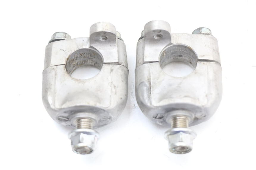 photo de Mocowanie kierownicy HONDA FJS SILVER WING SILVERWING 400 (2005 - 2008) - Zbliżenie techniczne