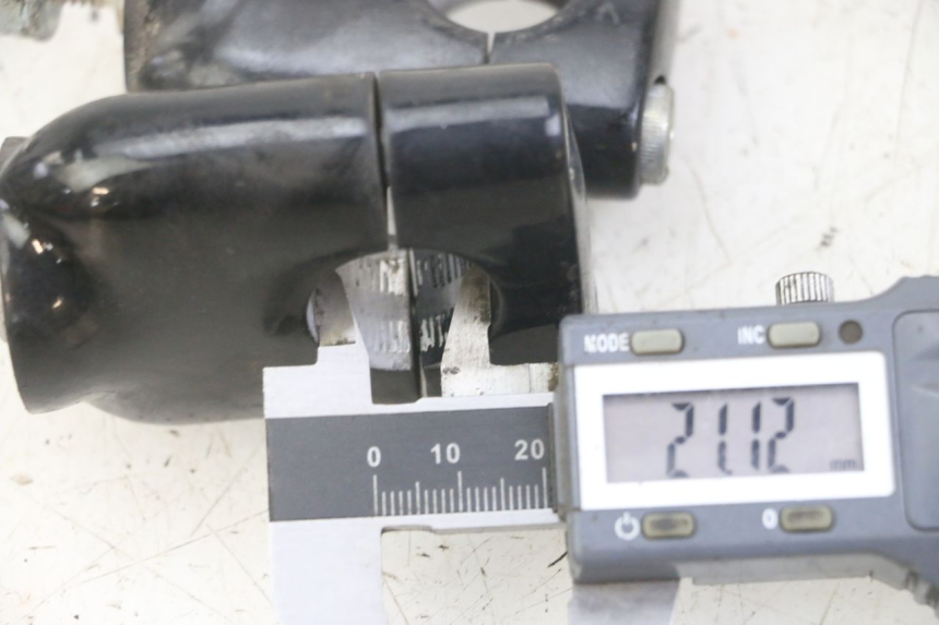 photo de Mocowanie kierownicy HONDA FORZA ABS 300 (2013 - 2017) - Szczegół części