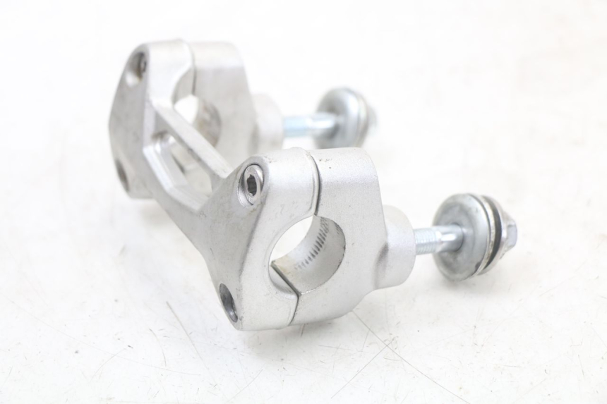 photo de Mocowanie kierownicy MASAI SCRAMBLER SPORT 125 (2021 - 2025) - Inny kąt widzenia