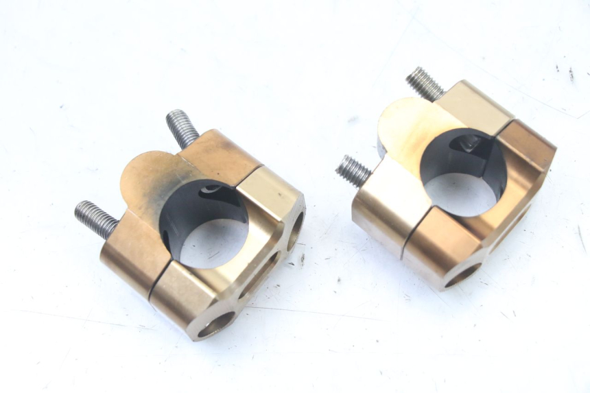 photo de Mocowanie kierownicy MBK X-LIMIT XLIMIT 50 (2007 - 2012) - Inny kąt widzenia