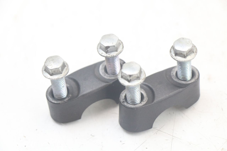 photo de Mocowanie kierownicy YAMAHA MT-07 MT07 ABS 700 (2014 - 2017) - Zoom stanu zużycia