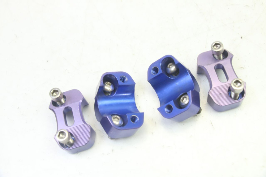 photo de Mocowanie kierownicy DERBI SENDA SM DRD 50 (2008 - 2013) - Widok główny