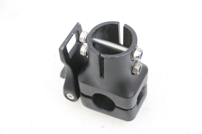 photo de Mocowanie kierownicy DUALTRON VICTOR LIMITED 1 - Zoom stanu zużycia