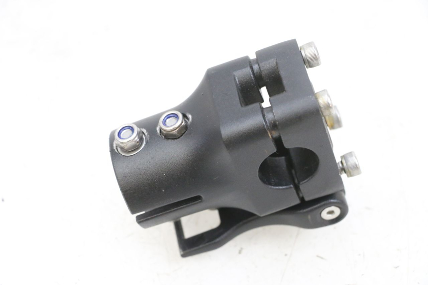 photo de Mocowanie kierownicy DUALTRON VICTOR LIMITED 1 - Inny kąt widzenia