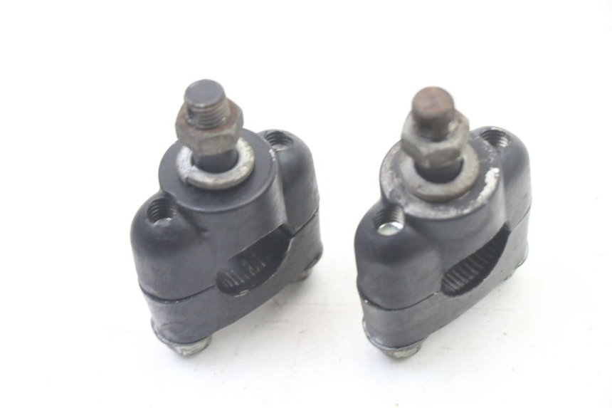 photo de Mocowanie kierownicy YAMAHA SR 125 (1982 - 2003) - Zbliżenie techniczne