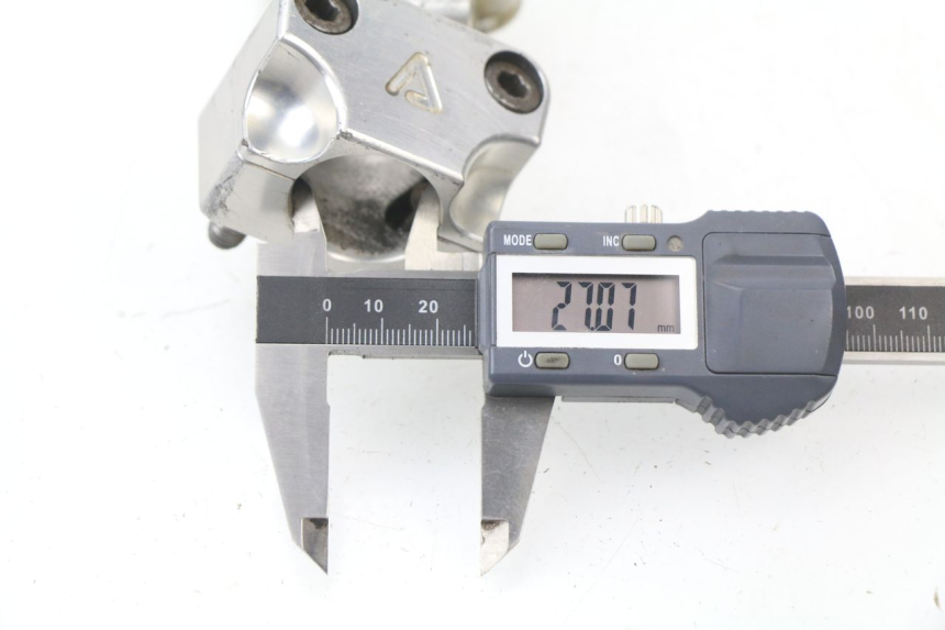photo de Mocowanie kierownicy YAMAHA YZ 125 (1998 - 2005) - Szczegół części
