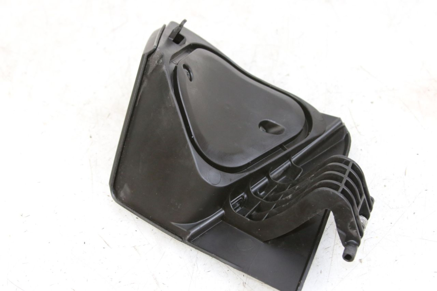 photo de PRZEDNIE LEWE DRZWI HONDA FORZA 125 (2015 - 2016) - Zoom stanu zużycia