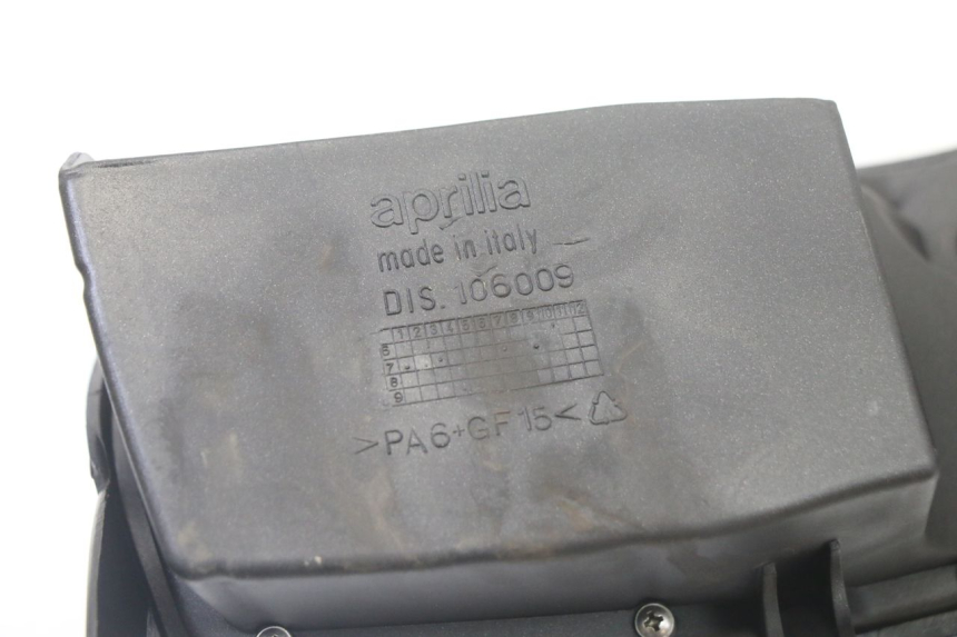 photo de UCHWYT SCHOWKA NA RĘKAWICZKI APRILIA ATLANTIC 125 (2003 - 2009) - Widok ogólny