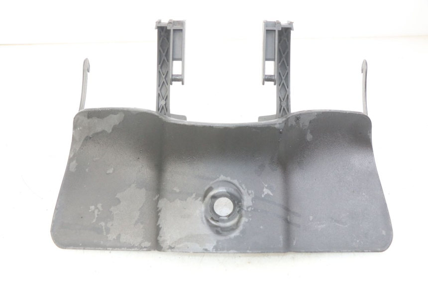 photo de UCHWYT SCHOWKA NA RĘKAWICZKI APRILIA ATLANTIC 125 (2003 - 2009) - Widok główny