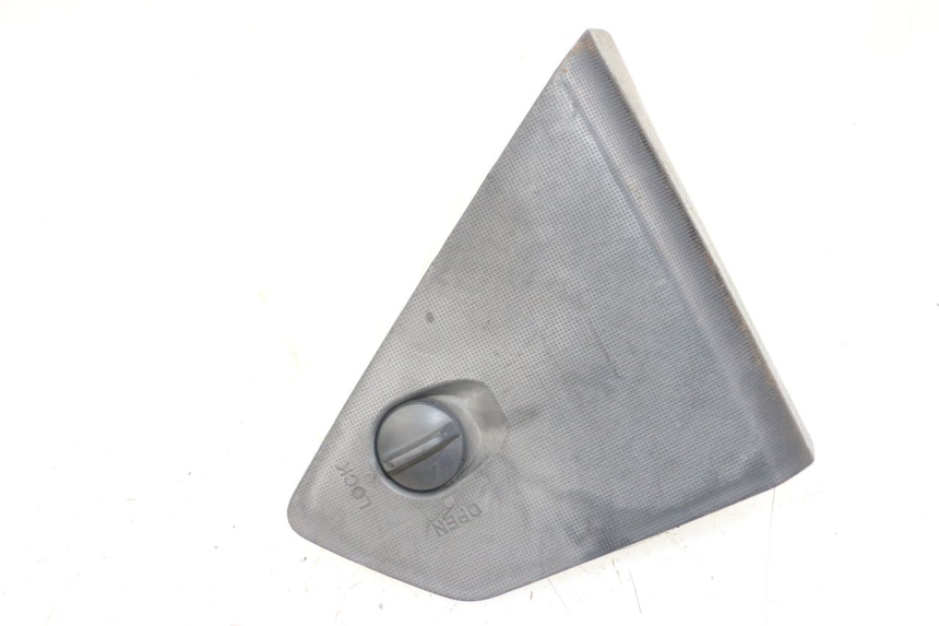 photo de UCHWYT SCHOWKA NA RĘKAWICZKI KYMCO DINK STREET ABS 125 (2011 - 2018) - Widok główny