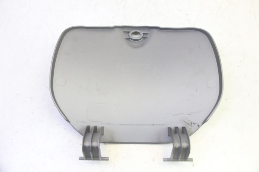 photo de UCHWYT NA SCHOWEK NA RĘKAWICZKI SYM FIDDLE 3 III 125 (2014 - 2020) - Zbliżenie techniczne