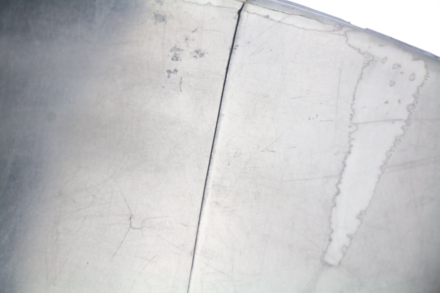 photo de UCHWYT NA SCHOWEK MBK FLIPPER 50 (2004 - 2012) - Inny kąt widzenia