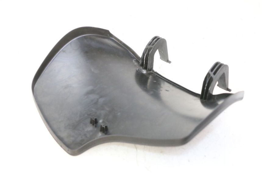 photo de UCHWYT SCHOWKA NA RĘKAWICZKI PIAGGIO FLY 2T 50 (2004 - 2017) - Zoom stanu zużycia