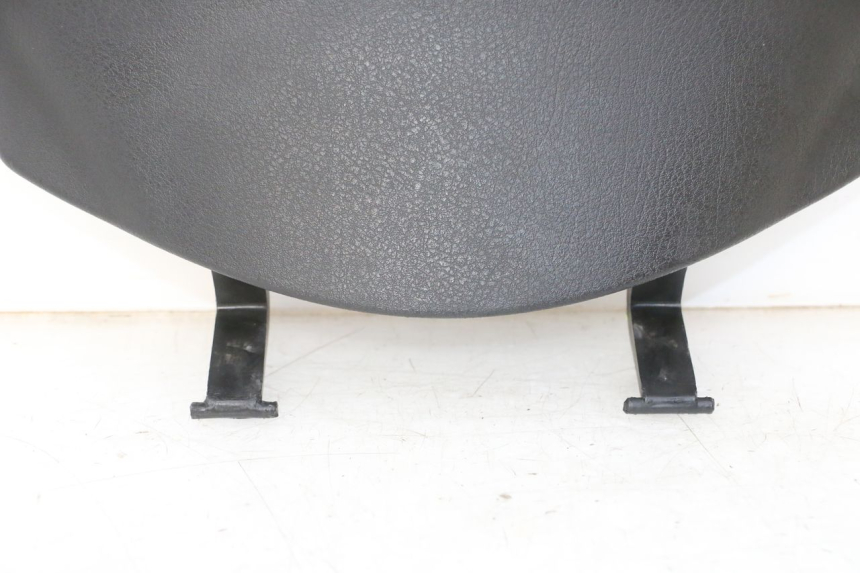 photo de UCHWYT SCHOWKA NA RĘKAWICZKI PIAGGIO FLY 2T 50 (2004 - 2017) - Punkty mocowania