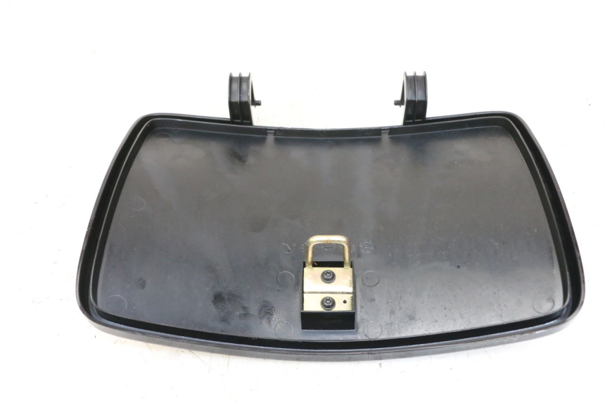 photo de UCHWYT NA SCHOWEK KYMCO PEOPLE S 125 (2000 - 2008) - Zoom stanu zużycia