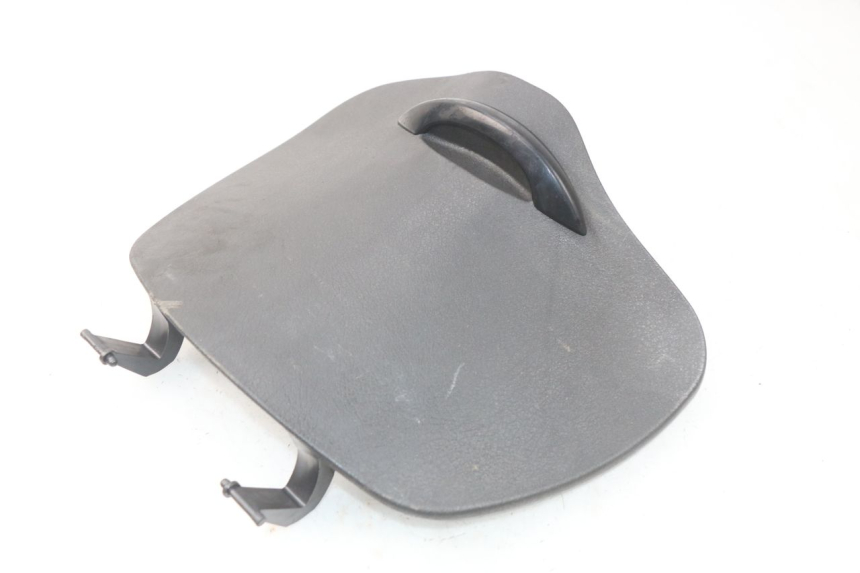 photo de UCHWYT SCHOWKA NA RĘKAWICZKI PIAGGIO LIBERTY 4T 50 (2009 - 2015) - Zoom stanu zużycia