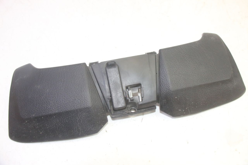 photo de UCHWYT SCHOWKA NA RĘKAWICZKI PIAGGIO MP3 HPE 350 (2018 - 2020) - Widok główny