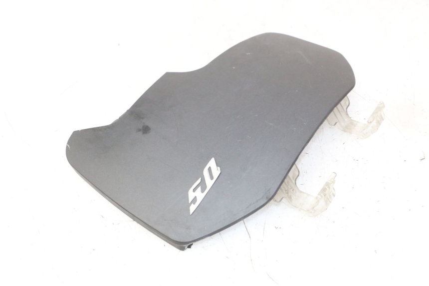 photo de UCHWYT SCHOWKA NA RĘKAWICZKI KYMCO LIKE 4T 50 (2019 - 2025) - Widok ogólny