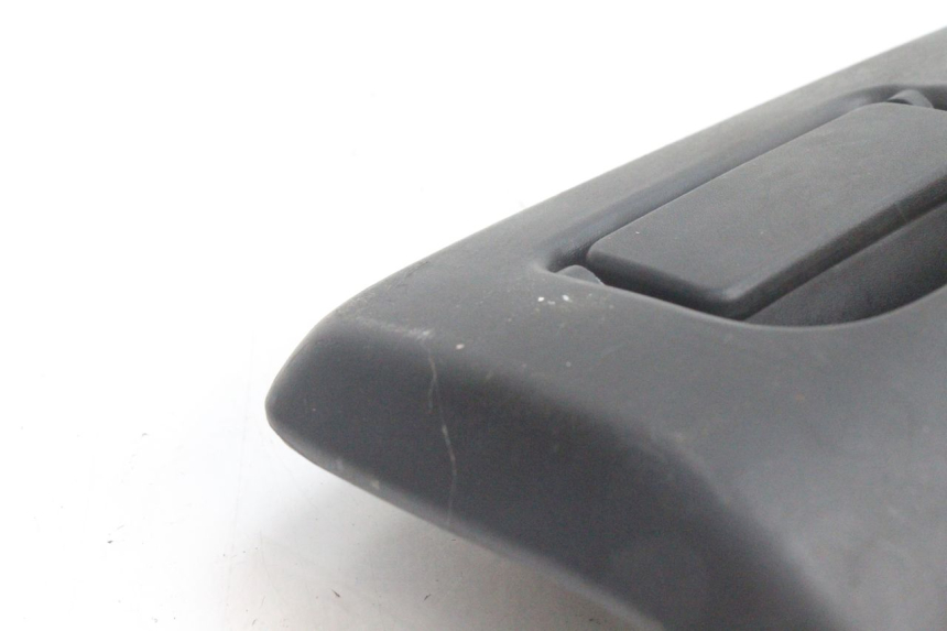 photo de UCHWYT NA SCHOWEK HONDA PCX (JF28) 125 (2009 - 2011) - Zoom stanu zużycia