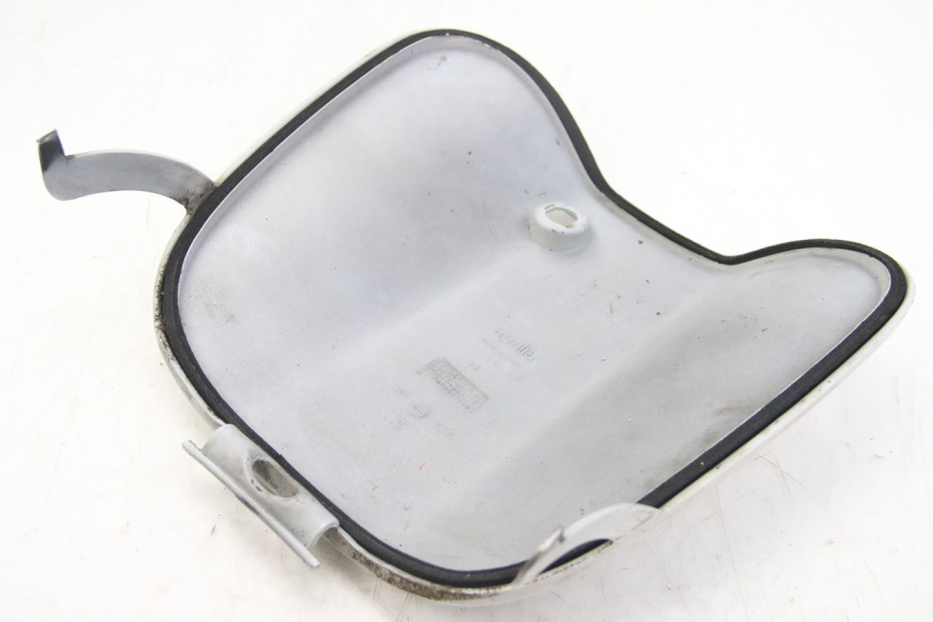 photo de UCHWYT SCHOWKA NA RĘKAWICZKI APRILIA SCARABEO 4T 50 (2009 - 2017) - Widok ogólny