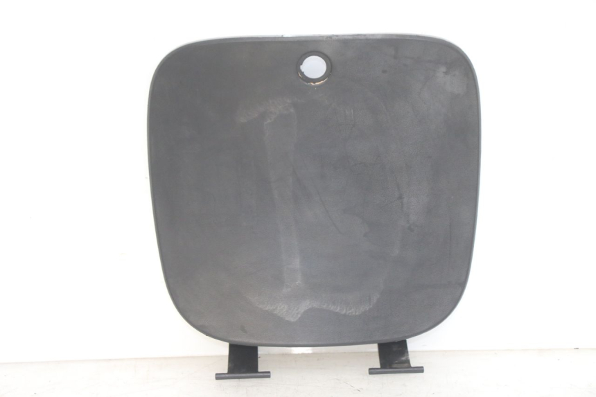 photo de UCHWYT SCHOWKA NA RĘKAWICZKI PEUGEOT TWEET 4T 50 (2014 - 2019) - Widok główny