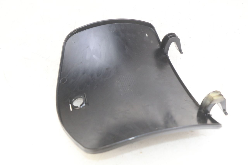 photo de UCHWYT SCHOWKA NA RĘKAWICZKI YIYING YY125T 125 (2006 - 2014) - Szczegół części