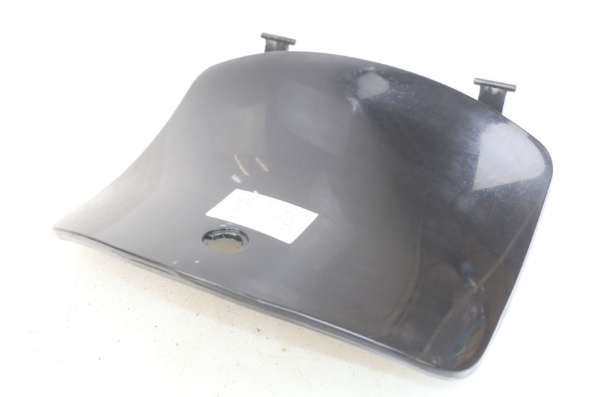 photo de UCHWYT SCHOWKA NA RĘKAWICZKI YIYING YY125T 125 (2006 - 2014) - Punkty mocowania