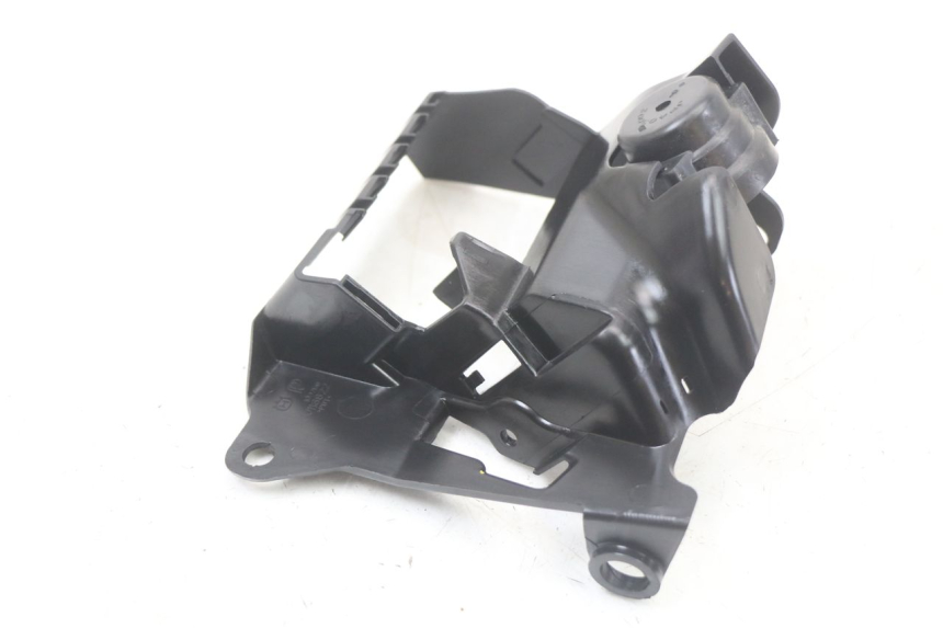 photo de UCHWYT BEZPIECZNIKA HUSQVARNA SVARTPILEN 401 (2018 - 2023) - Inny kąt widzenia