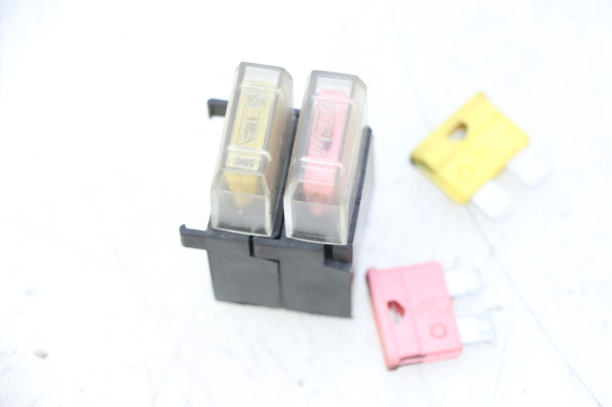 photo de UCHWYT BEZPIECZNIKA YAMAHA YP MAJESTY 125 (2007 - 2010) - Inny kąt widzenia