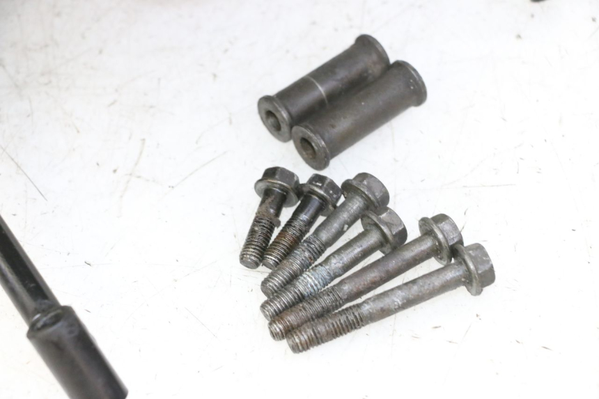 photo de Bagażnik tylni QUADRO 4 4D 350 (2015 - 2018) - Punkty mocowania