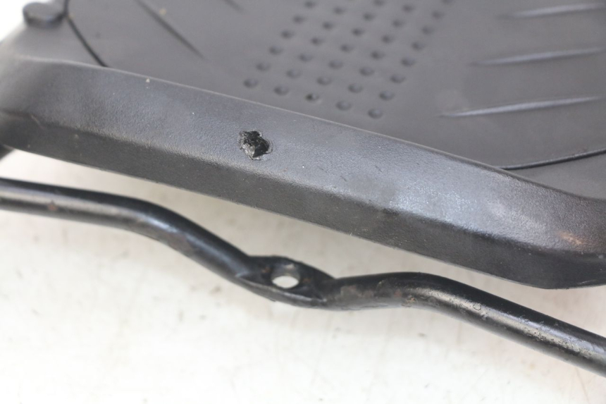 photo de Bagażnik tylni KYMCO AGILITY RS 4T 50 (2009 - 2013) - Szczegół części