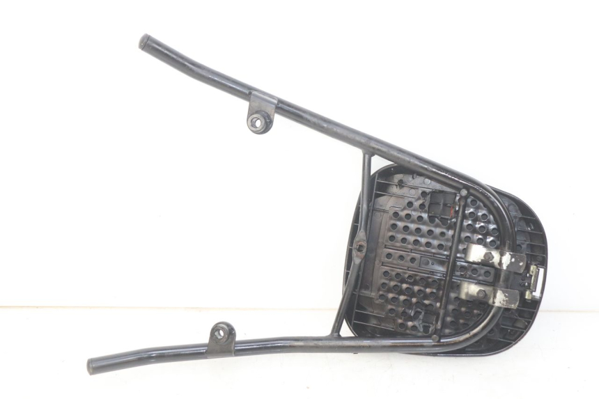 photo de Bagażnik tylni KYMCO AGILITY RS 4T 50 (2009 - 2013) - Inny kąt widzenia