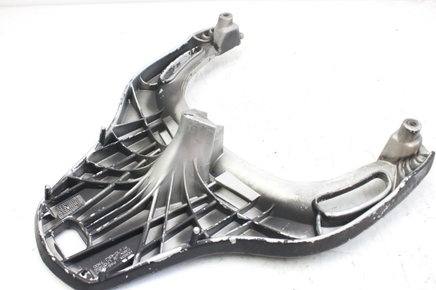 photo de Bagażnik tylni HONDA FES S-WING SWING ABS 125 (2007 - 2015) - Punkty mocowania