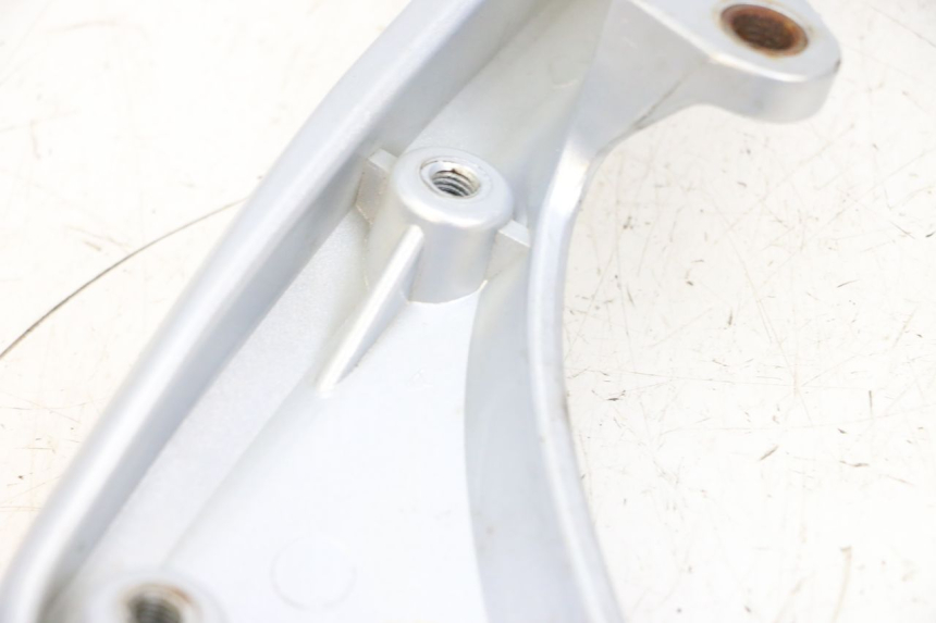 photo de Bagażnik tylni MBK FLAME X 125 (2007 - 2016) - Zoom stanu zużycia