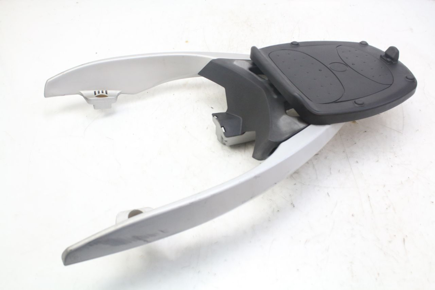 photo de Bagażnik tylni PEUGEOT GEOPOLIS RS 125 (2007 - 2009) - Szczegół części