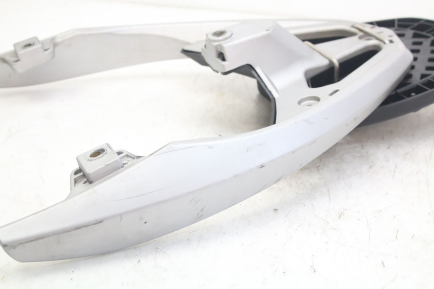 photo de Bagażnik tylni PEUGEOT GEOPOLIS RS 125 (2007 - 2009) - Zoom stanu zużycia