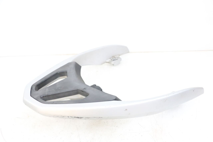 photo de Bagażnik tylni PEUGEOT GEOPOLIS RS 125 (2007 - 2009) - Zbliżenie techniczne