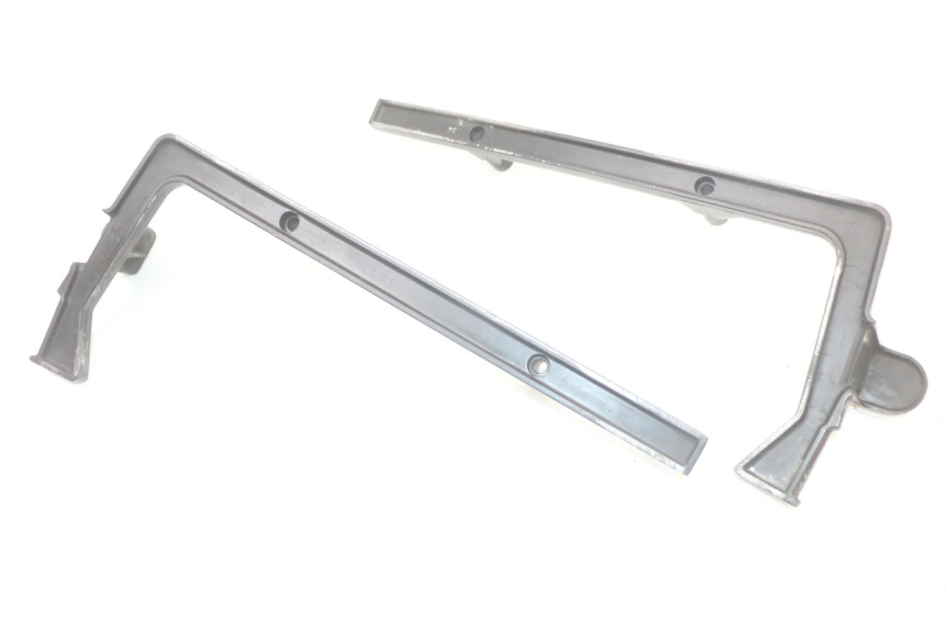 photo de Bagażnik tylni KAWASAKI GTR 1000 (1994 - 2004) - Zoom stanu zużycia