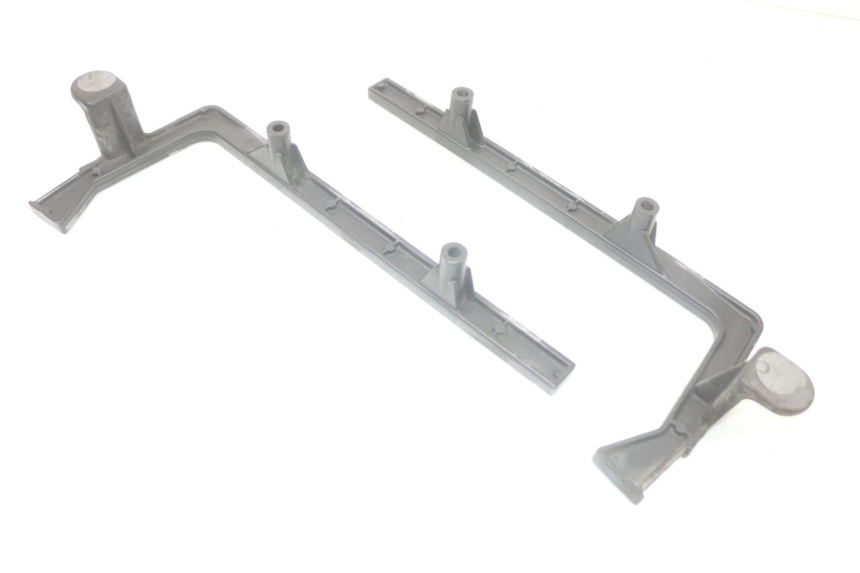 photo de Bagażnik tylni KAWASAKI GTR 1000 (1994 - 2004) - Inny kąt widzenia