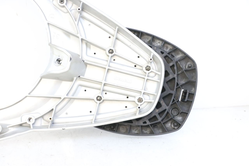 photo de Bagażnik tylni RENAULT KOURANOS 125 (2001 - 2004) - Punkty mocowania