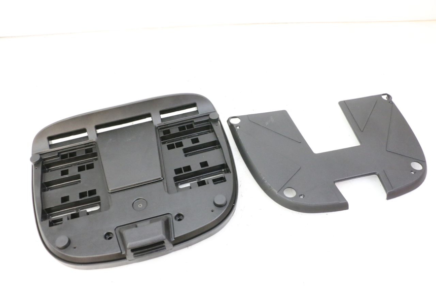 photo de Bagażnik tylni PIAGGIO MP3 500 (2014 - 2017) - Część sprawdzona