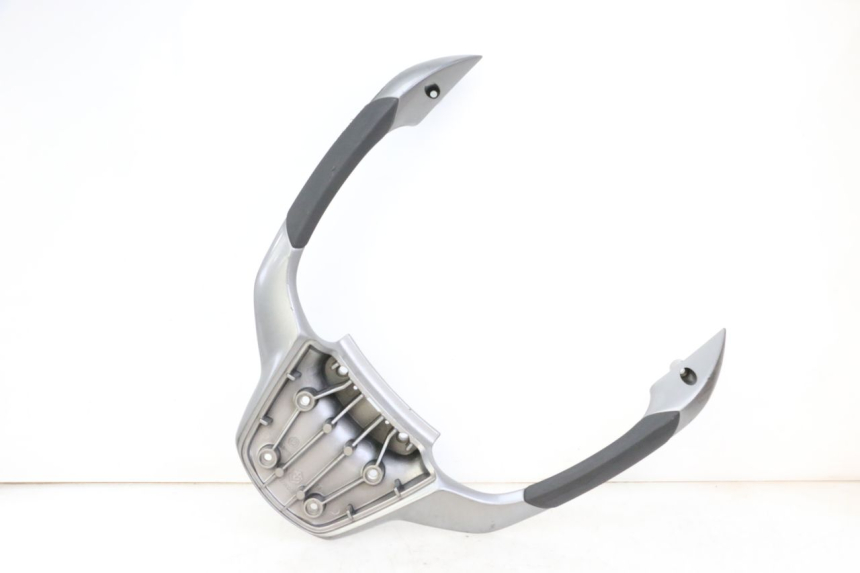 photo de Bagażnik tylni PIAGGIO MP3 500 (2014 - 2017) - Szczegół części